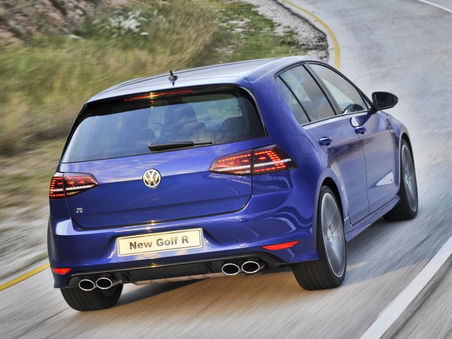  Volkswagen Golf R 5-Door 2014 года  (ZA) (фото 14 из 18)